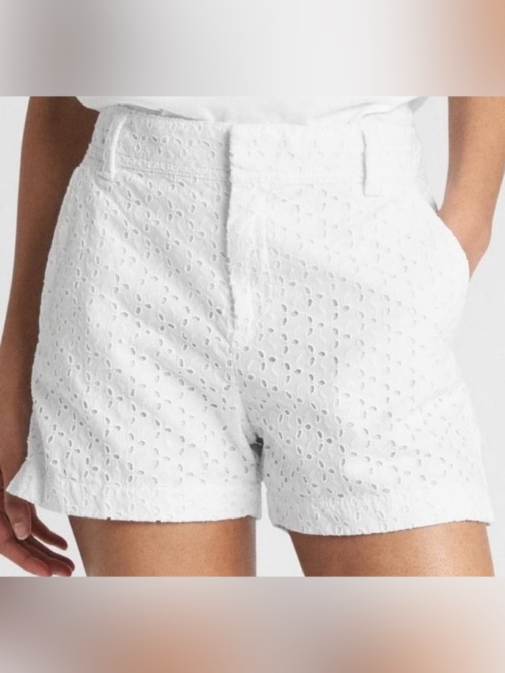 Gap White Cotton Eyelet Shorts, size 12 Tall